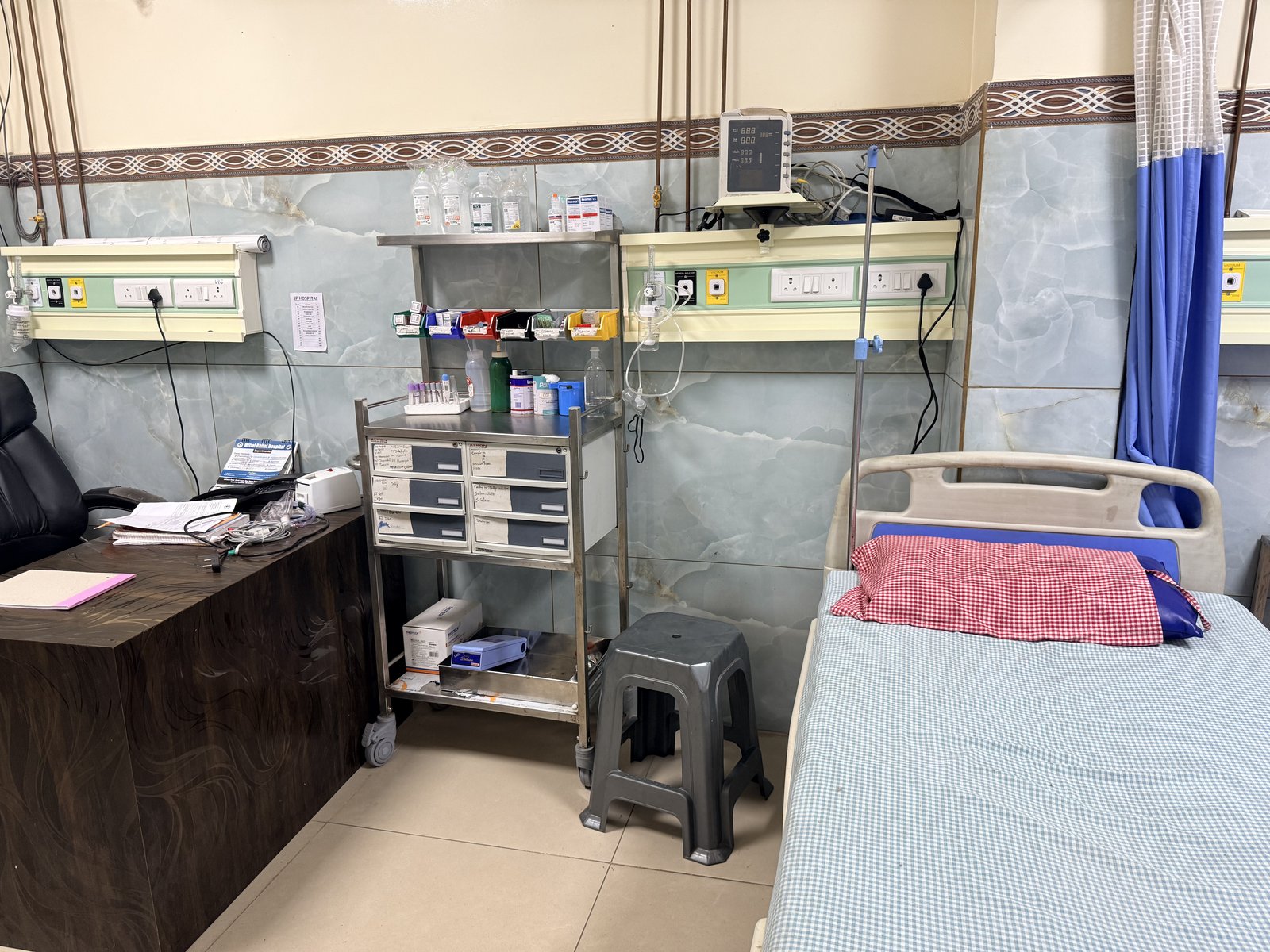 Advanced Critical Care ICU